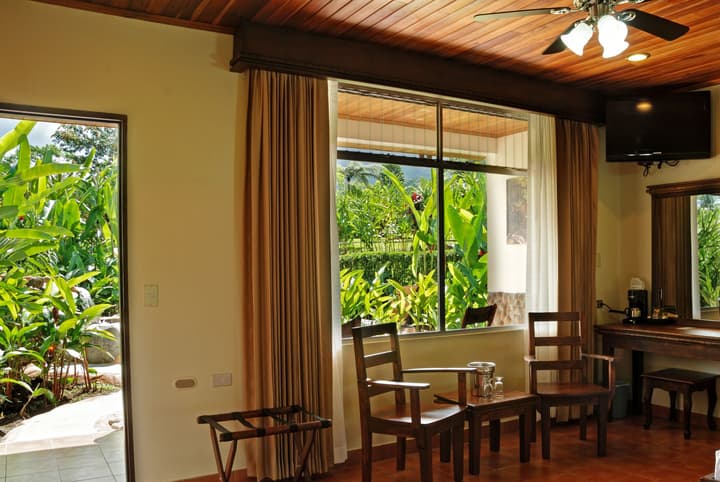 Volcano Lodge Hotel & Thermal Experience