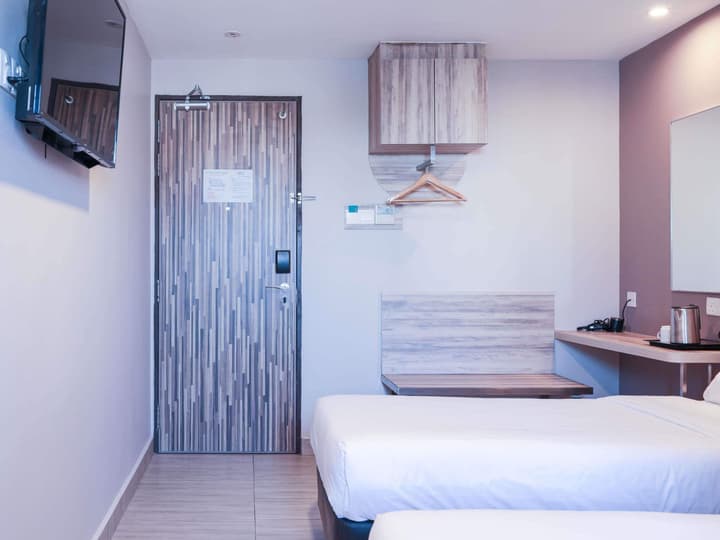 ibis budget Singapore Clove