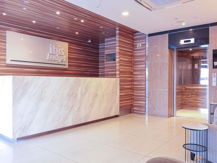 ibis budget Singapore Clove