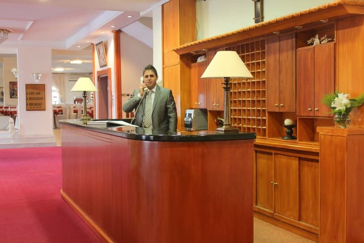 Famissi Eden Hotel