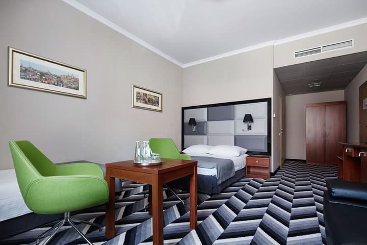 Hotel Apis
