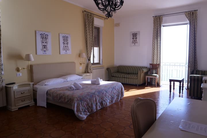 Hotel Elios