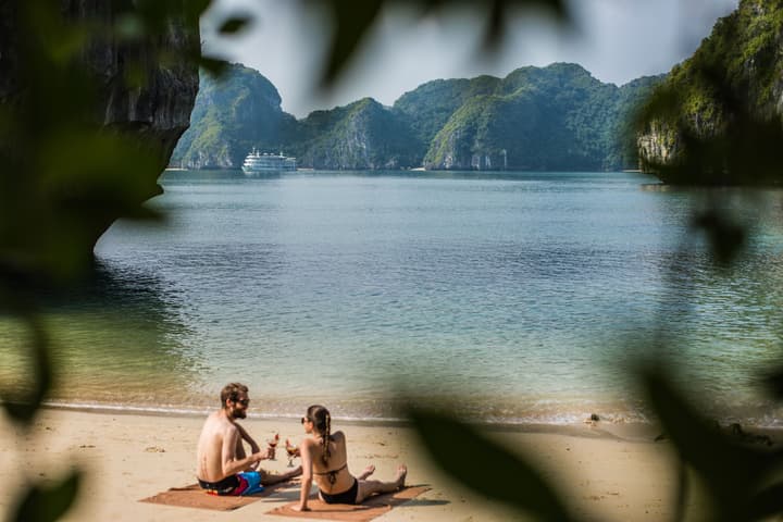 Bhaya Halong Cruises