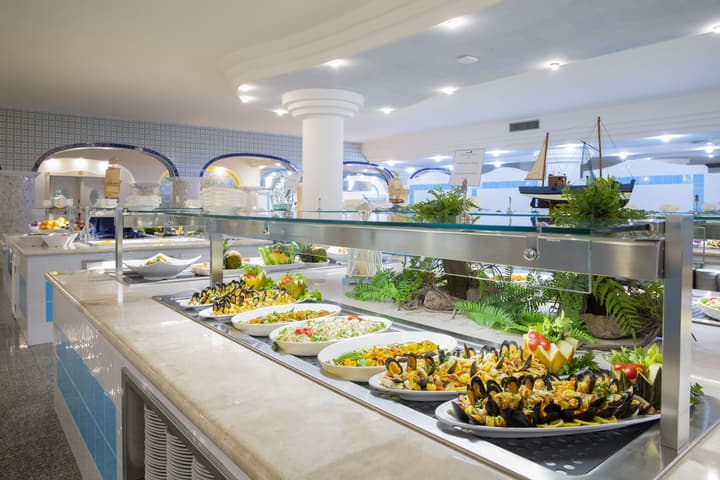 Club Hotel Marina Beach