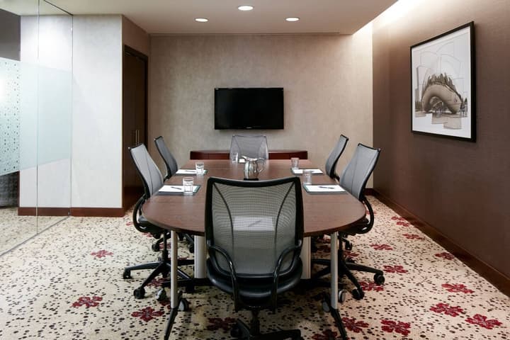 Central Loop Hotel
