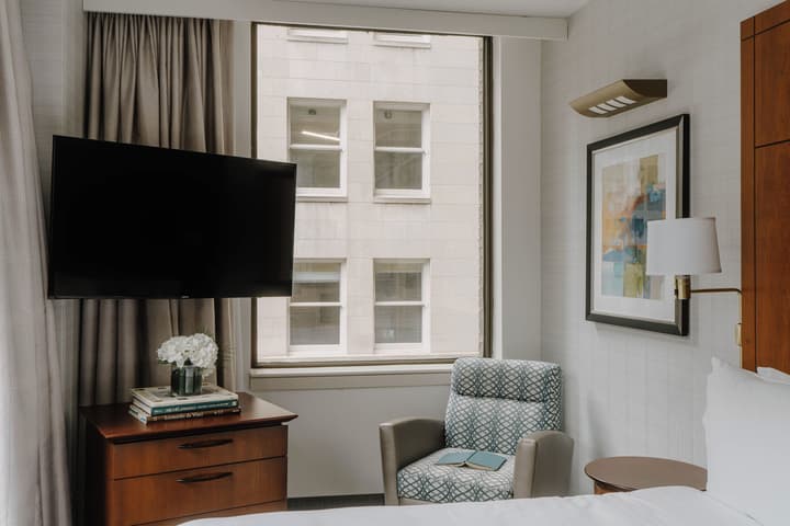 Central Loop Hotel