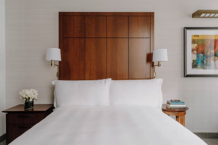 Central Loop Hotel