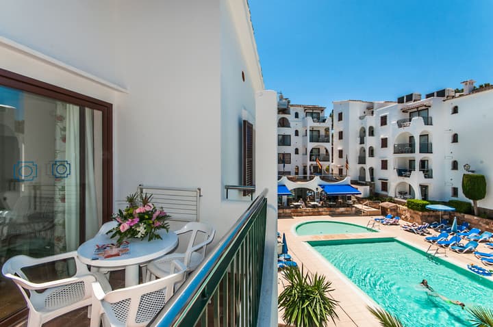 Flipflop Surfing Playa Apartments