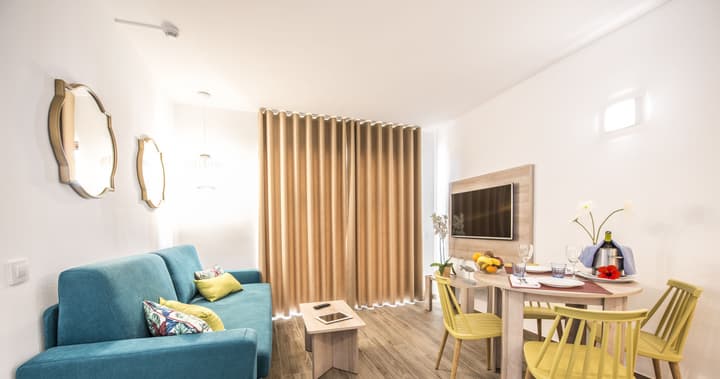 Flipflop Surfing Playa Apartments
