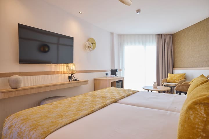 Tomir Portals Suites - Adults Only (+16)