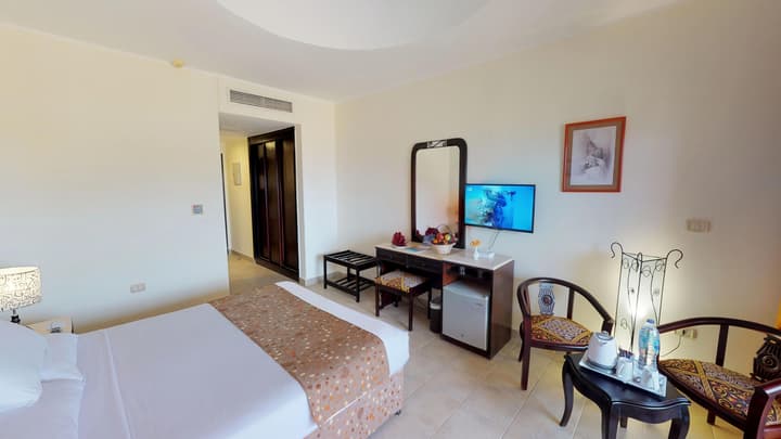 Wadi Lahmy Azur Resort