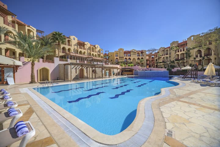 Marina Plaza Hotel, Tala Bay