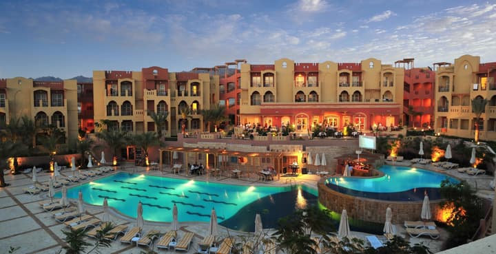 Marina Plaza Hotel, Tala Bay
