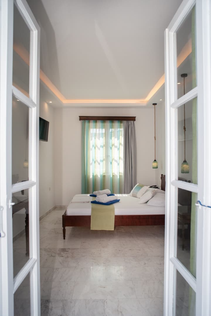 Adonis Hotel Naxos