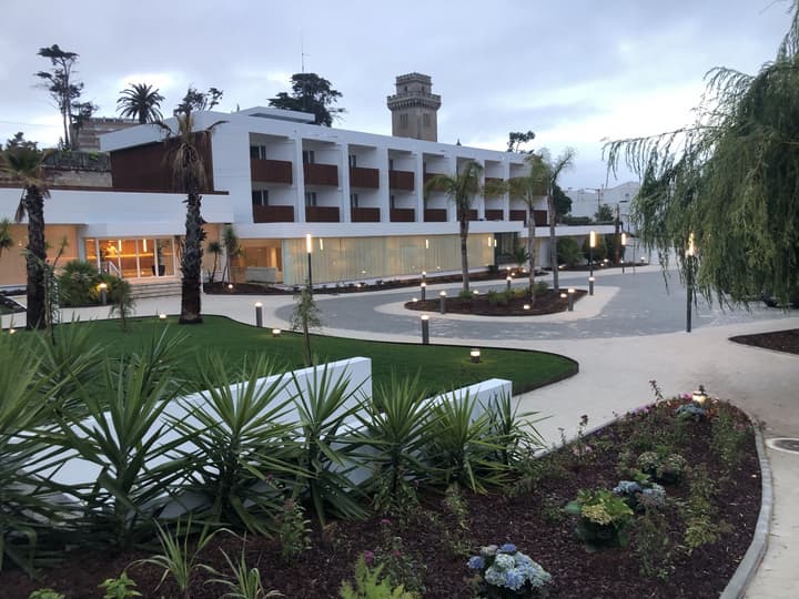 Malibu Foz Hotel - La Maison Younan