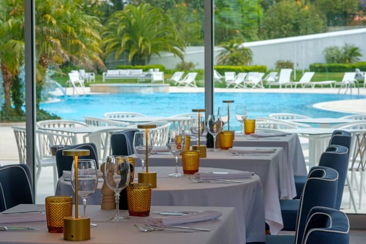 Malibu Foz Hotel - La Maison Younan