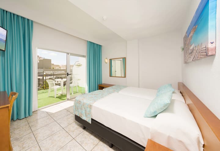 Hotel Tropical
