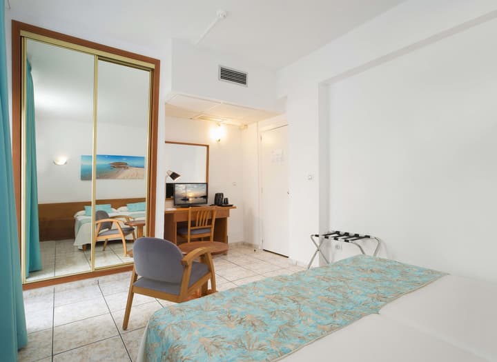 Hotel Tropical