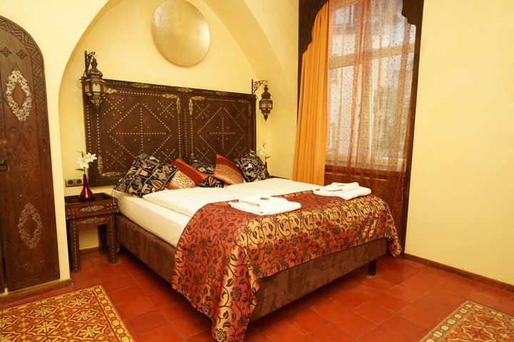 Hotel Villa Oriental & Restaurant by ANS