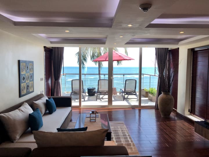 Royal Beach Boutique Resort & Spa