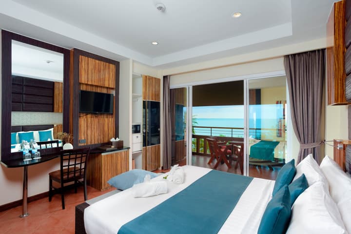 Royal Beach Boutique Resort & Spa