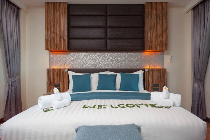 Royal Beach Boutique Resort & Spa