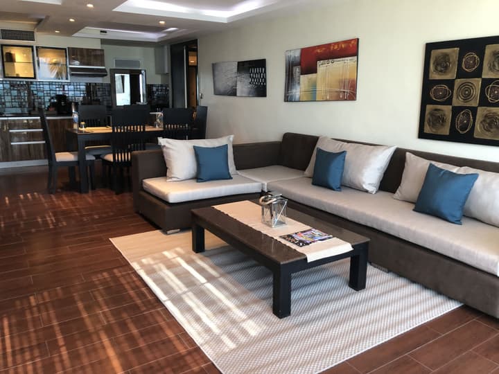 Royal Beach Boutique Resort & Spa