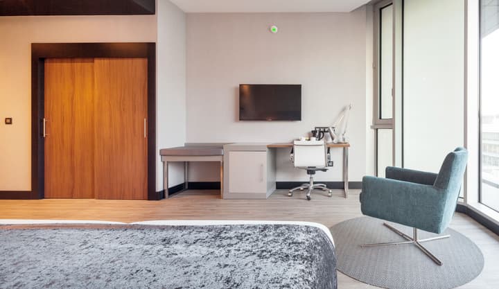 Hotel ILUNION Atrium
