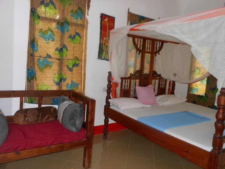 Mbuyuni Beach Village - Bungalows