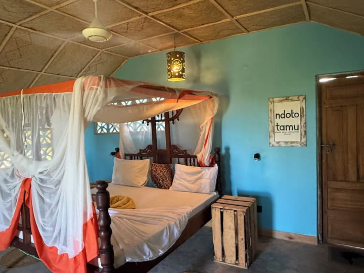 Mbuyuni Beach Village - Bungalows