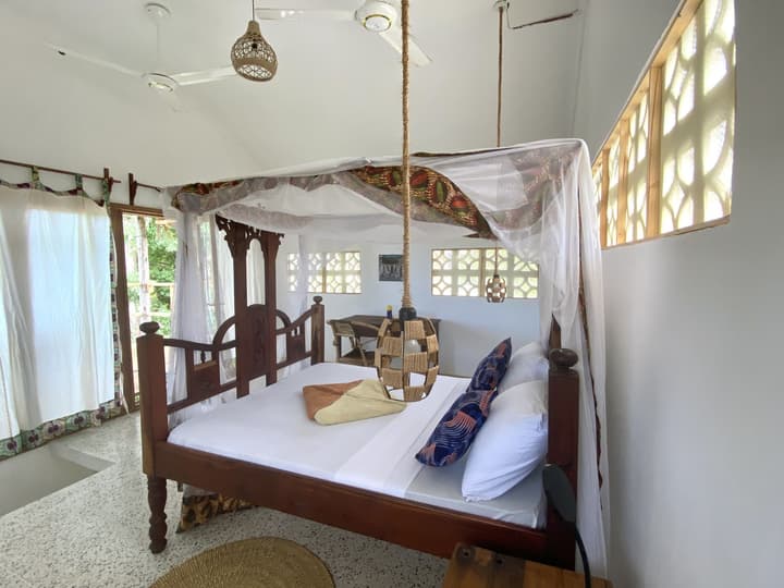 Mbuyuni Beach Village - Bungalows