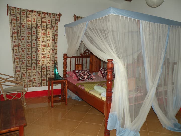 Mbuyuni Beach Village - Bungalows
