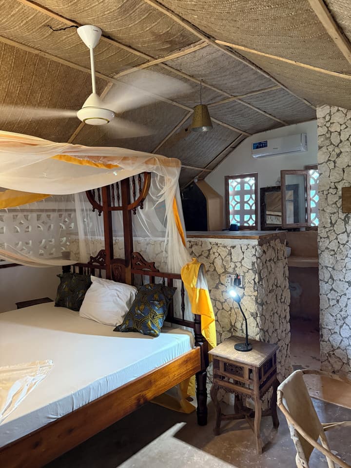 Mbuyuni Beach Village - Bungalows