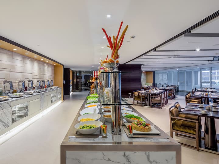 Flora Creek Deluxe Hotel Apartments Dubai