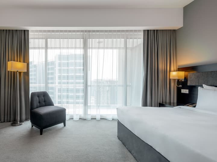 Flora Creek Deluxe Hotel Apartments Dubai