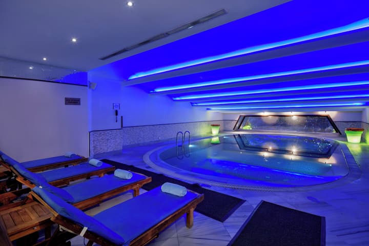 Crowne Plaza Istanbul - Old City by IHG
