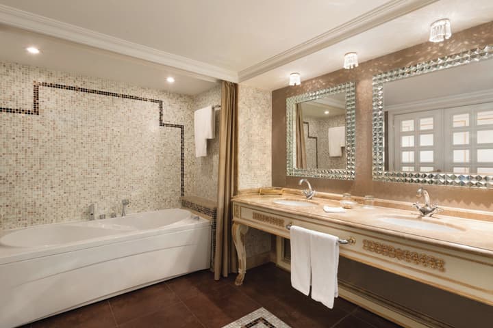 Crowne Plaza Istanbul - Old City by IHG