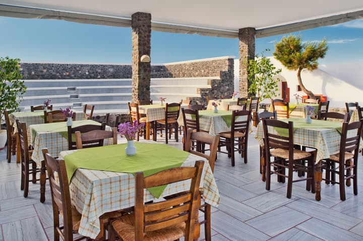 Hotel Makarios