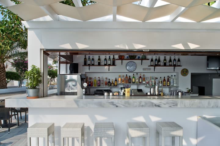 Hotel Makarios