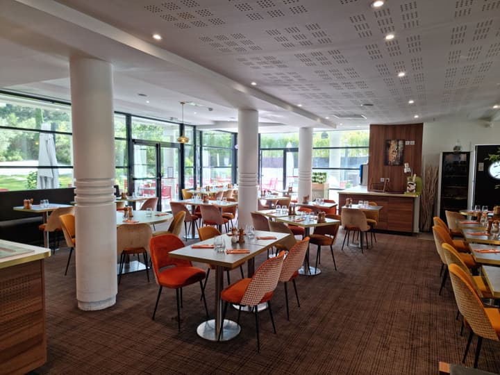 Mercure Aix-en-Provence La Duranne Gare TGV