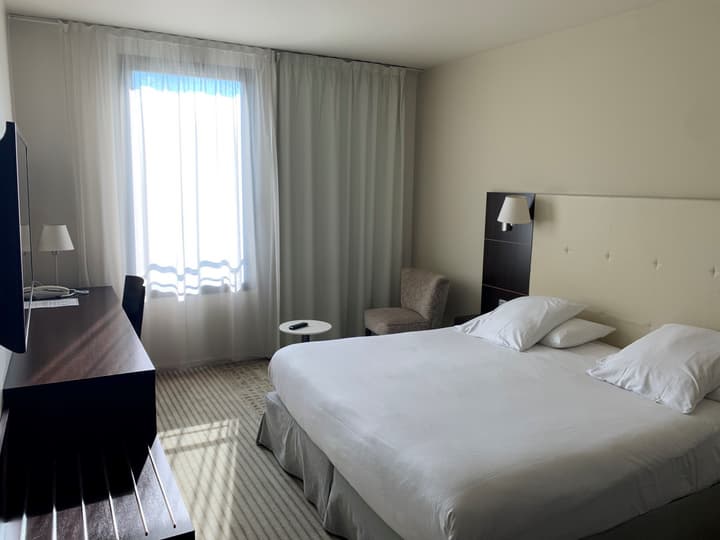 Mercure Aix-en-Provence La Duranne Gare TGV