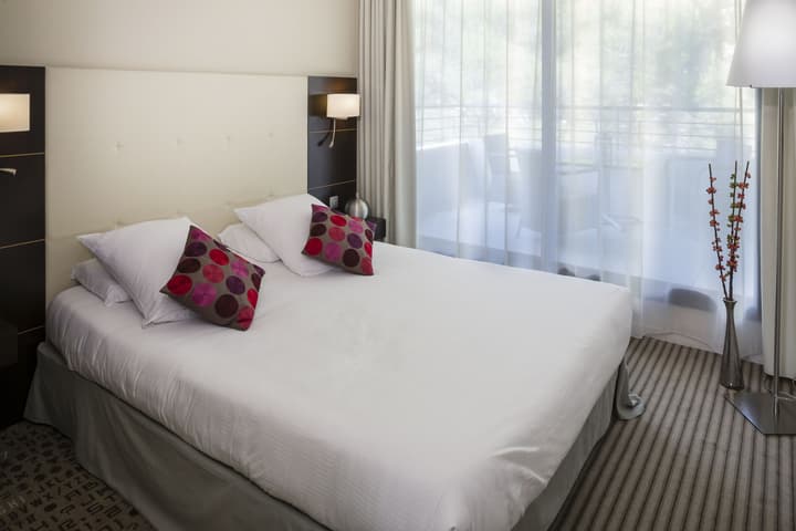 Mercure Aix-en-Provence La Duranne Gare TGV