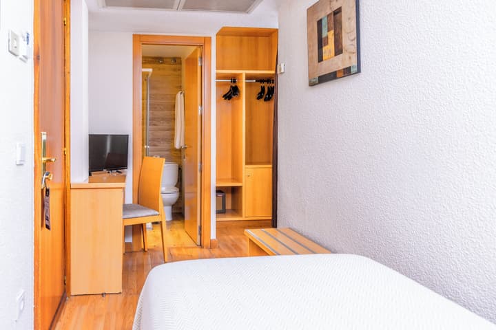 Hotel Serrano