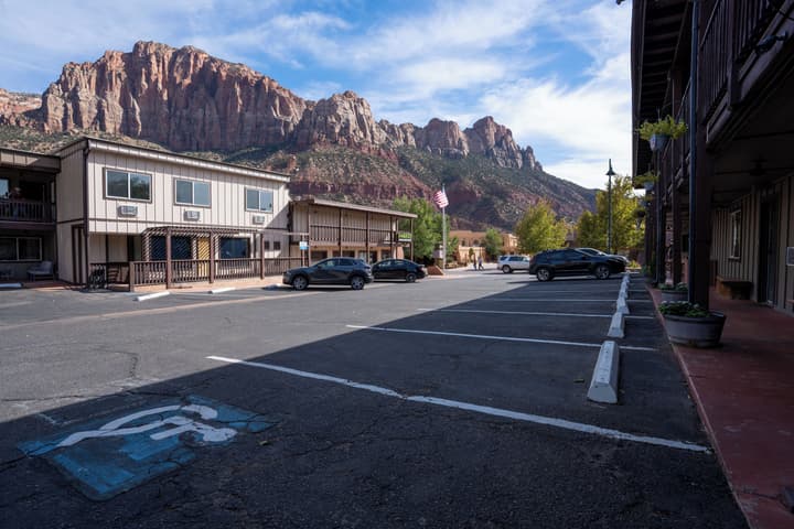 Petty Ranch Inn