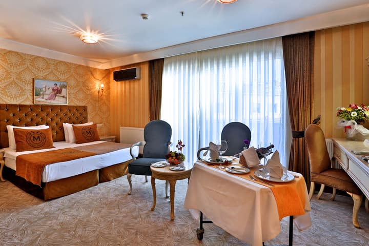 Hotel Mosaic