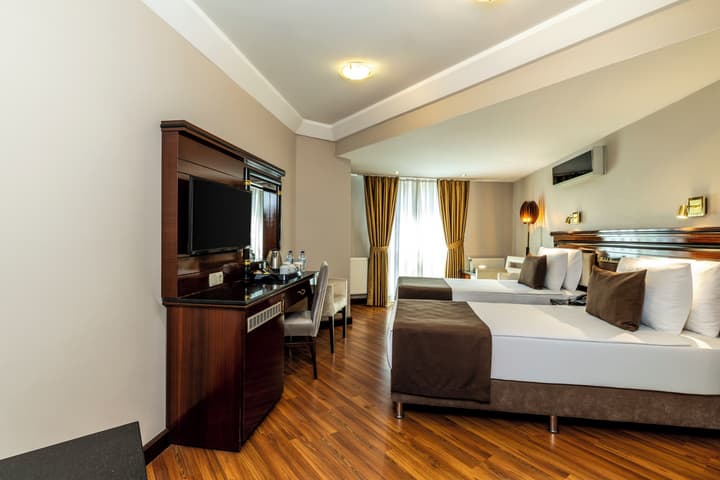 Hotel Mosaic