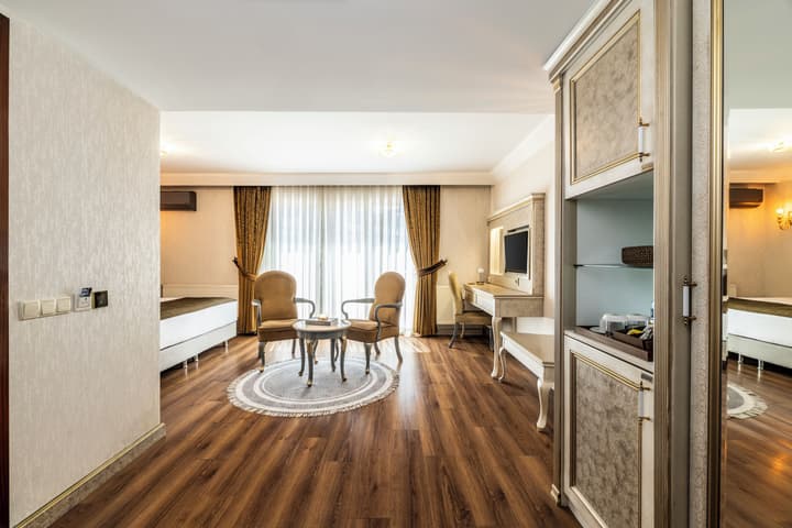Hotel Mosaic
