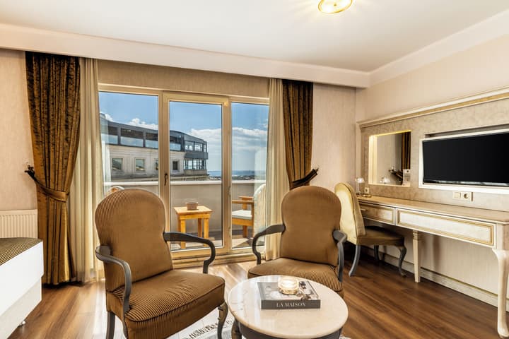 Hotel Mosaic