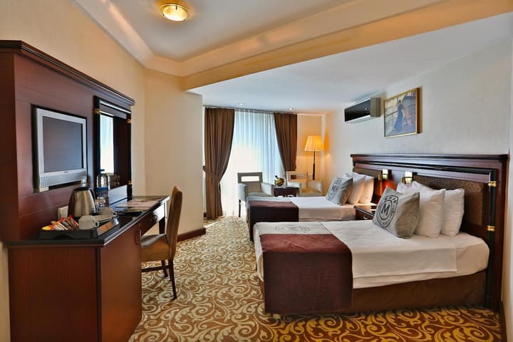 Hotel Mosaic