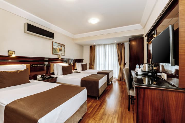 Hotel Mosaic